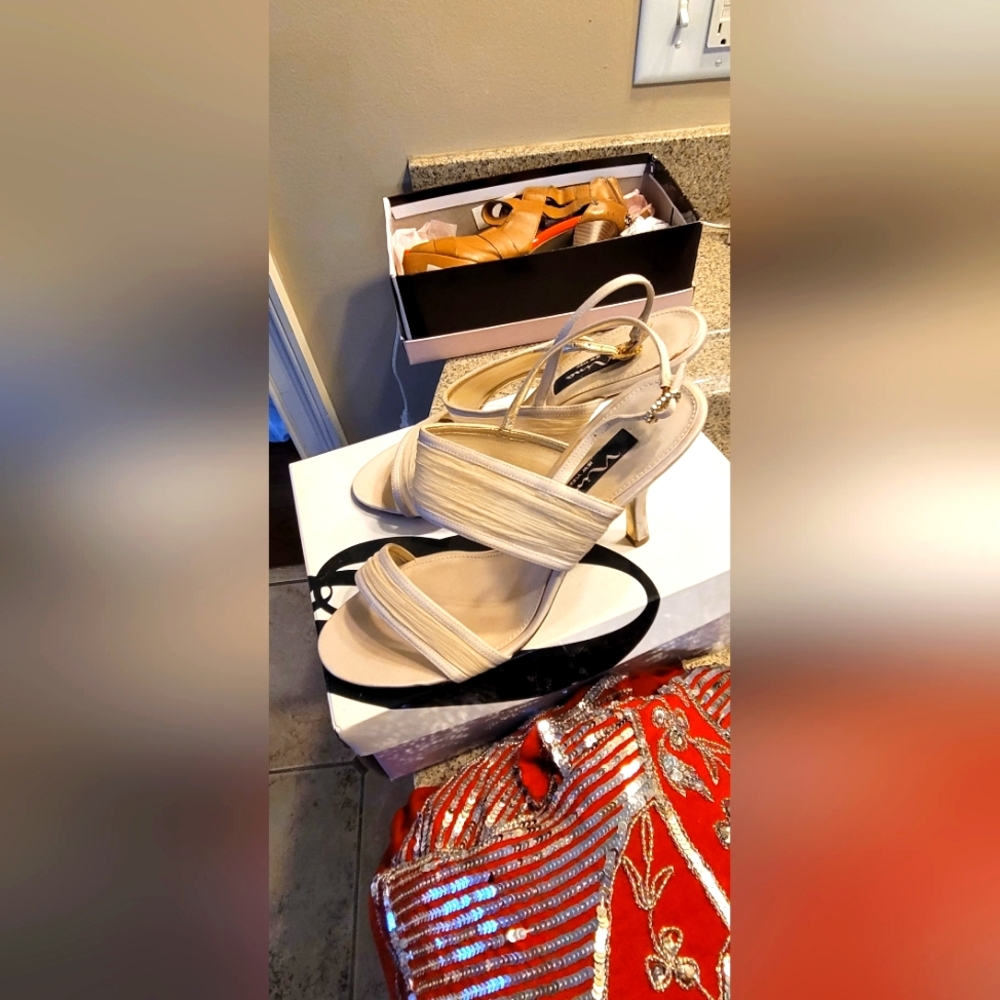 Nina sandals